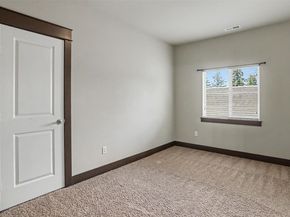 1357 Elma Place NE, Renton WA 98059