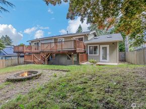 2613 SW 340th Place, Federal Way WA 98023