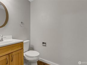 2613 SW 340th Place, Federal Way WA 98023