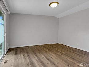 2613 SW 340th Place, Federal Way WA 98023