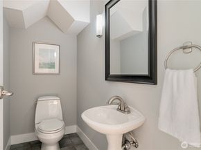 7393 Braemar Drive, Edmonds WA 98026