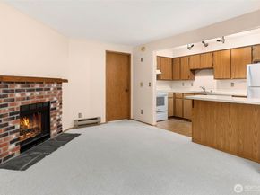 12715 NE 120th Street C3, Kirkland WA 98034