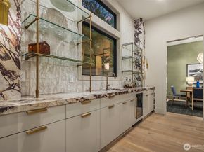 2131 104th Place SE, Bellevue WA 98004