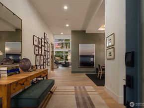 2131 104th Place SE, Bellevue WA 98004