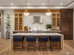 2131 104th Place SE, Bellevue WA 98004