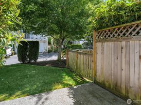 2680 139th Avenue SE 55, Bellevue WA 98005