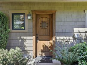 5937 37th Avenue SW, Seattle WA 98126