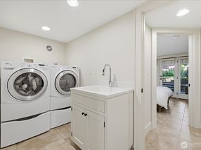 5937 37th Avenue SW, Seattle WA 98126