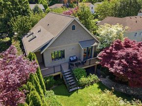 5937 37th Avenue SW, Seattle WA 98126