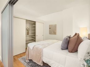 2911 2nd Ave 616, Seattle WA 98121