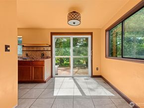 11419 Crestwood Drive S, Seattle WA 98178