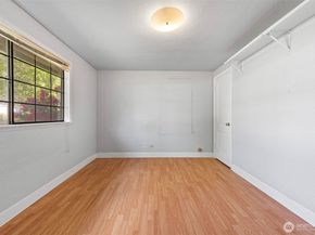 11419 Crestwood Drive S, Seattle WA 98178