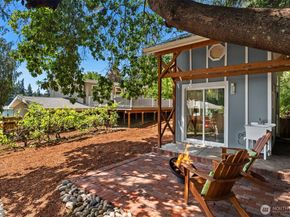 18025 70th Place W, Edmonds WA 98026