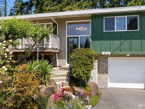 18025 70th Place W, Edmonds WA 98026