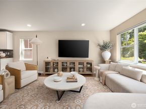 3204 SW Holly St, Seattle WA 98126