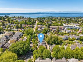 3204 SW Holly St, Seattle WA 98126