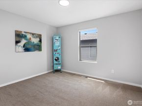 9 150th Place SE, Lynnwood WA 98087