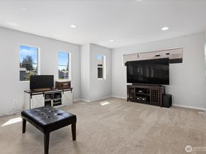 9 150th Place SE, Lynnwood WA 98087