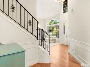 8218 NE 187th Way, Kenmore WA 98028