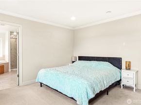 8218 NE 187th Way, Kenmore WA 98028