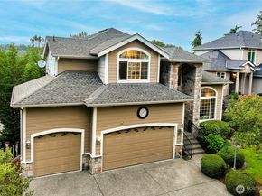 8218 NE 187th Way, Kenmore WA 98028