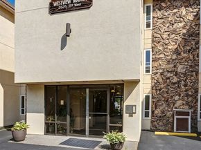 2625 13th Avenue W 201, Seattle WA 98119