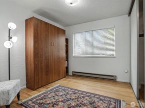 2625 13th Avenue W 201, Seattle WA 98119