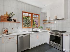 1110 E Denny, Seattle WA 98122
