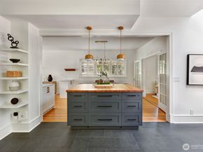 1110 E Denny, Seattle WA 98122
