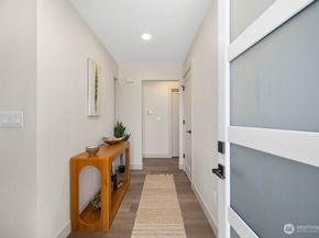 720 E Guiberson Street E, Kent WA 98030