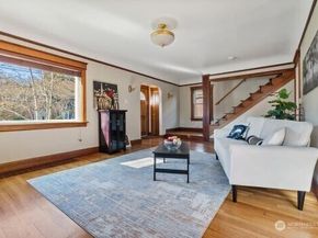 1600 27th Avenue, Seattle WA 98122