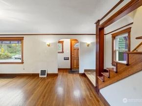 1600 27th Avenue, Seattle WA 98122