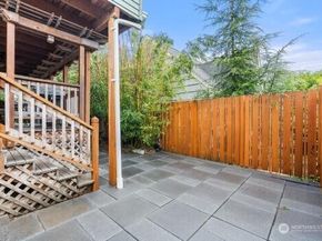 1600 27th Avenue, Seattle WA 98122