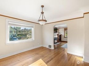 1600 27th Avenue, Seattle WA 98122
