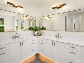 4515 150th Avenue SE, Bellevue WA 98006
