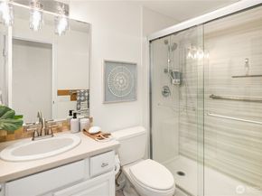2616 4th Avenue N 405, Seattle WA 98109