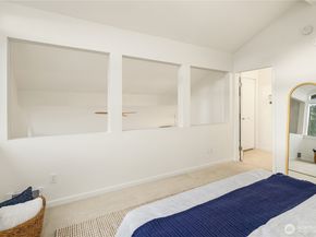 2616 4th Avenue N 405, Seattle WA 98109