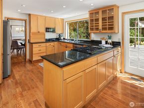 2302 126th Avenue NE, Bellevue WA 98005