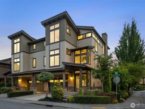 1211 N 42nd Place, Renton WA 98056