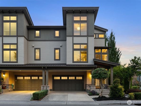 1211 N 42nd Place, Renton WA 98056