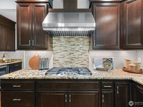 19503 204th Avenue NE, Woodinville WA 98077
