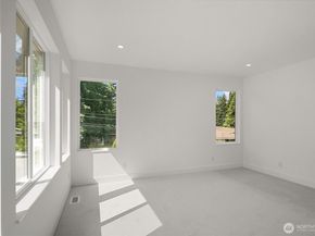 1255 169th Avenue NE, Bellevue WA 98008