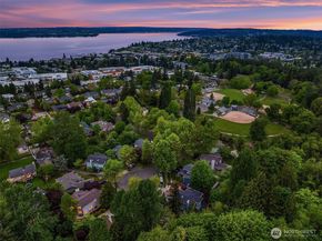 933 6th Place S, Kirkland WA 98033
