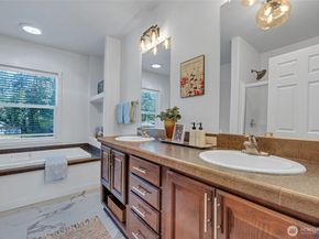 9889 Sportsman Club Road NE, Bainbridge Island WA 98110