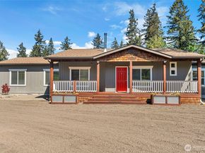 9889 Sportsman Club Road NE, Bainbridge Island WA 98110