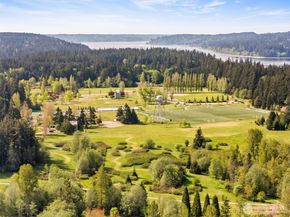 11837 Venice Loop NE, Bainbridge Island WA 98110