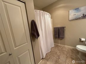 16275 NE 85th Street 414, Redmond WA 98052