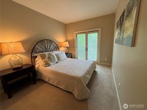 16275 NE 85th Street 414, Redmond WA 98052