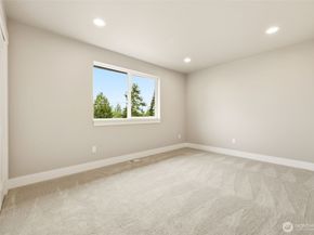 10202 44th Avenue SW, Seattle WA 98146