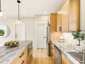 10202 44th Avenue SW, Seattle WA 98146
